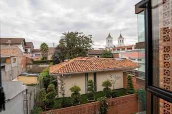 Mansion Alcazar