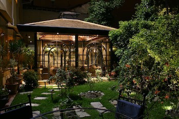 Mansion Alcazar