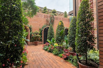 Mansion Alcazar