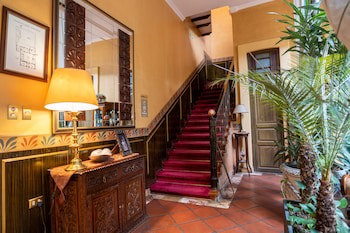 Mansion Alcazar