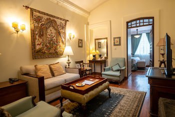 Mansion Alcazar