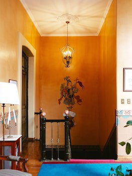 Mansion Alcazar