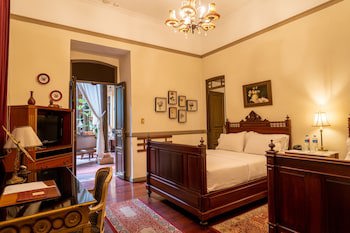 Mansion Alcazar