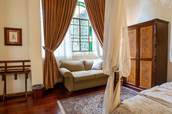 Mansion Alcazar
