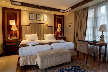 Mansion Alcazar