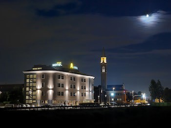Hotel ARISTON fotoğrafı