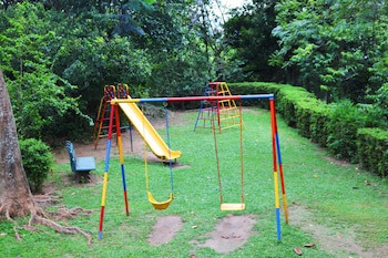 Earl's Regency