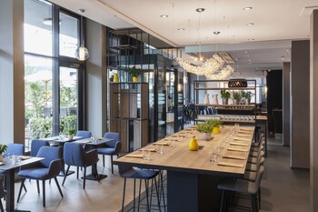 Courtyard By Marriott Zurich North