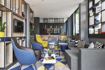 Courtyard By Marriott Zurich North