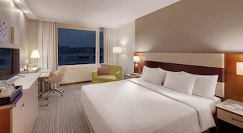 Courtyard By Marriott Zurich North