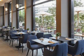 Courtyard By Marriott Zurich North