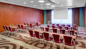 Courtyard By Marriott Zurich North