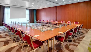 Courtyard By Marriott Zurich North
