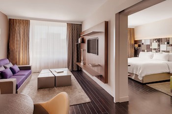 Courtyard By Marriott Zurich North
