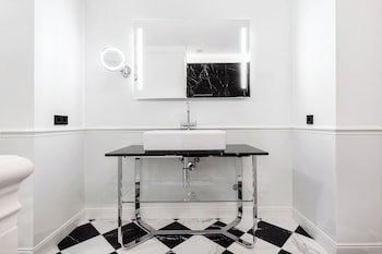 Grotthuss Boutique Hotel