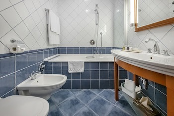 Grotthuss Boutique Hotel