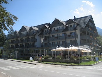 Hotel Jezero