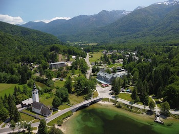 Hotel Jezero