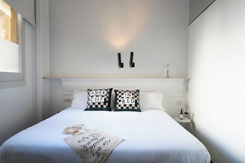 Chic & Basic Born Boutique Hotel