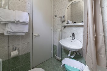Delfini Hotel