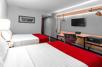 City Express Plus By Marriott Guadalajara Expo