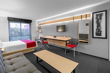 City Express Plus By Marriott Guadalajara Expo