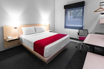 City Express Plus By Marriott Guadalajara Expo