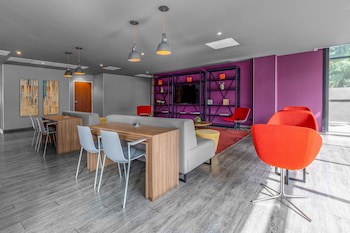 City Express Plus By Marriott Guadalajara Expo