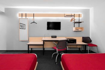 City Express Plus By Marriott Guadalajara Expo