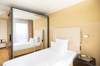 Elaya Hotel Hamburg Finkenwerder galeri fotoğrafı