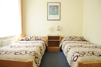 Amicus Hotel