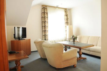 Amicus Hotel