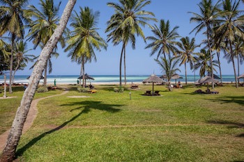 Neptune Paradise Beach Resort & Spa