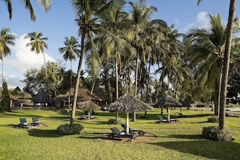 Neptune Paradise Beach Resort & Spa