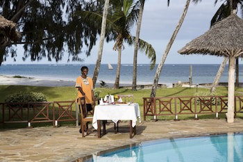 Neptune Paradise Beach Resort & Spa