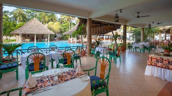 Neptune Paradise Beach Resort & Spa