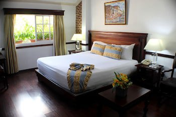 Platino Hotel & Casino