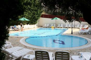 Zoukotel Hotel