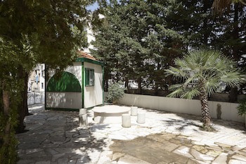 Zoukotel Hotel