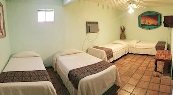 Cabo Inn Hotel