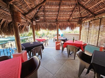 Cabo Inn Hotel
