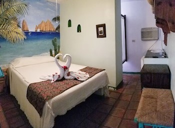 Cabo Inn Hotel