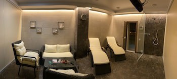 Park Hotel