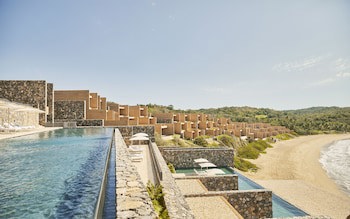 Four Seasons Resort Tamarindo