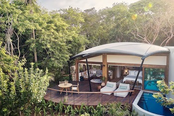 Four Seasons Resort Tamarindo