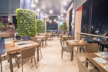 City Garden Hotel Makati