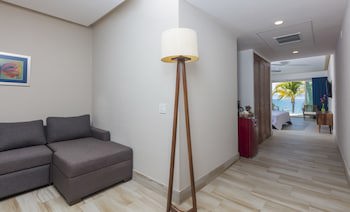Vista Vallarta All Suites On The Beach