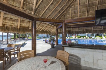 Vista Vallarta All Suites On The Beach