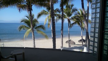 Vista Vallarta All Suites On The Beach