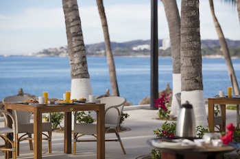 Vista Vallarta All Suites On The Beach